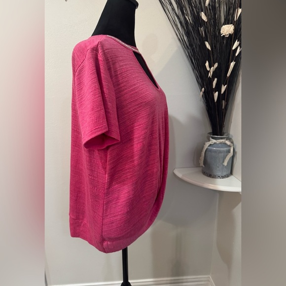 Women's Pink Short Sleeve Top - Picture 4 of 7